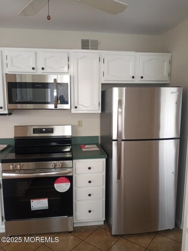 Photo - 19 Marlow Ave