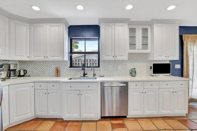 Photo - 801 SW 5th St