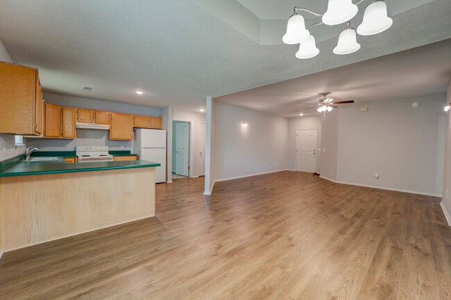Photo - 40 Briarmeadow St