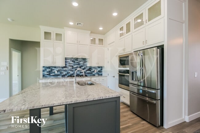 Photo - 15901 Aparados Wy