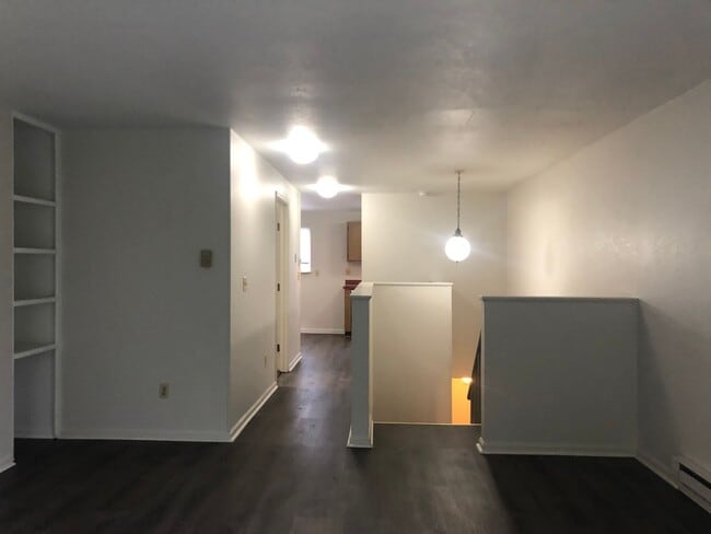 1221 Franklin St