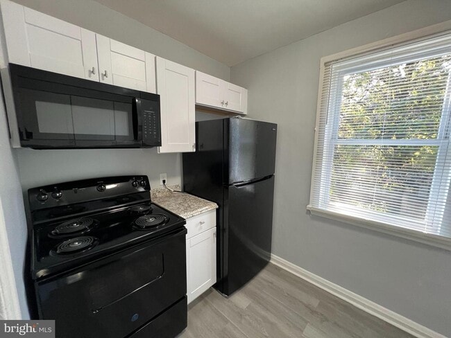 Photo - 110X Gleneagle Rd