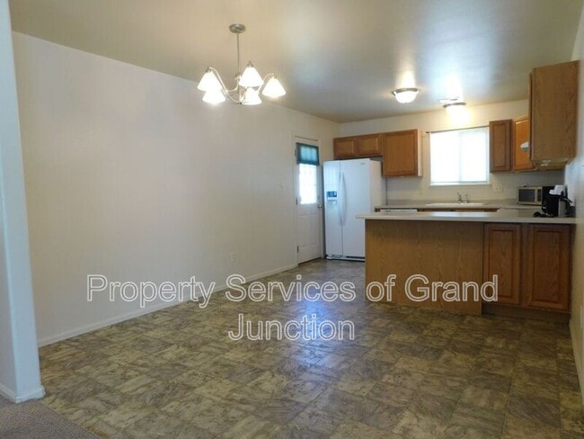 Photo - 2986 1/2 Redbud Court