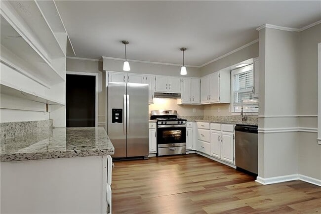 Photo - 4273 Deerbrook Way SW