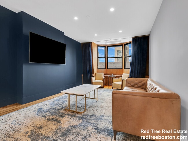 Photo - 482 Columbus Ave