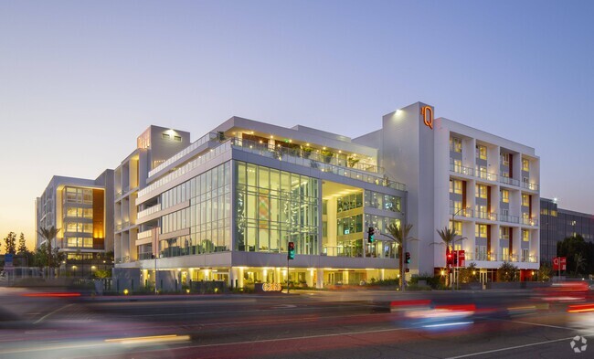 Building Photo - The Q Topanga Rental