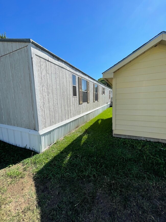 Building Photo - 3049 Pheasant Glen Dr Rental