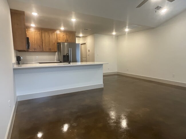 533 Bradburn Rd