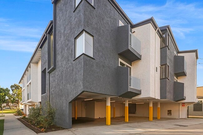 1615 Electric Ave.