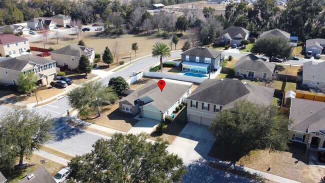 Photo - FOR RENT in Newberry 4 Bed, 2 bath corner home