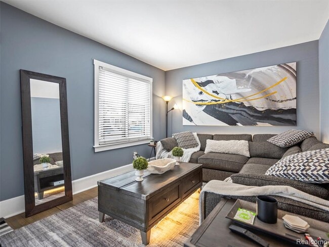 Photo - 23110 Carlisle Ave