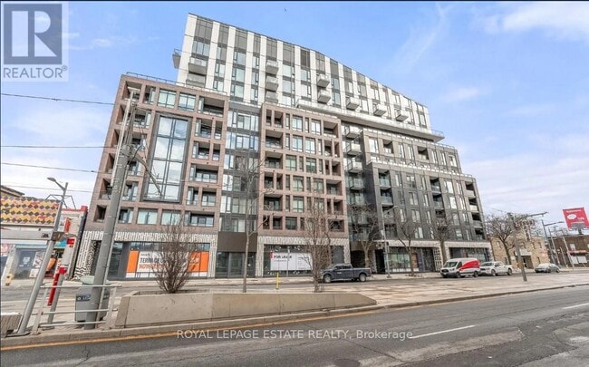 Photo - 1808 St Clair Ave W Unité 709