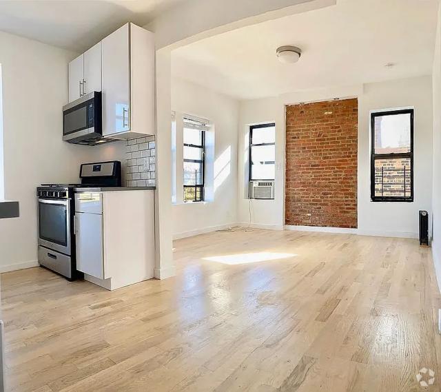 Building Photo - 3 bedroom in BROOKLYN NY 11226 Unit 4L Rental