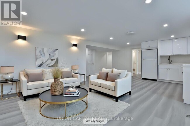 Photo - 383 Neal Dr