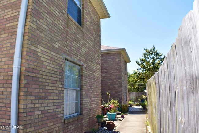 Building Photo - 602 Fernwood St Rental