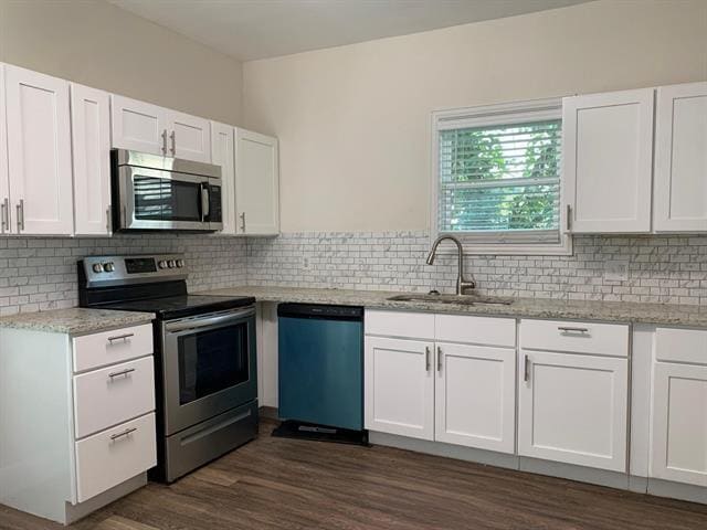 Building Photo - 2222 W Bond St Rental