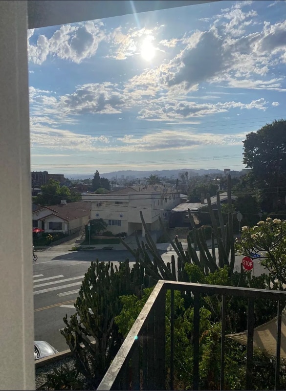 Photo - 1630 Griffith Park Blvd Unidad 2