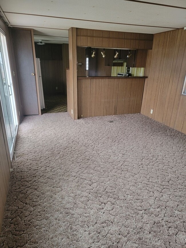 Photo - Small 2 bed MH