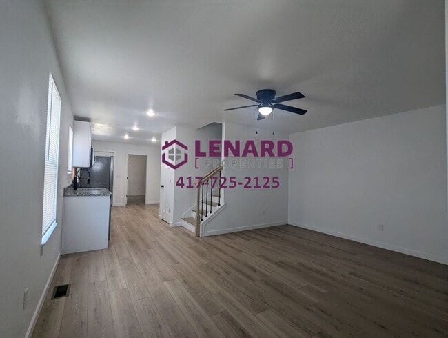 Photo - 2702 W Water St Unidad A