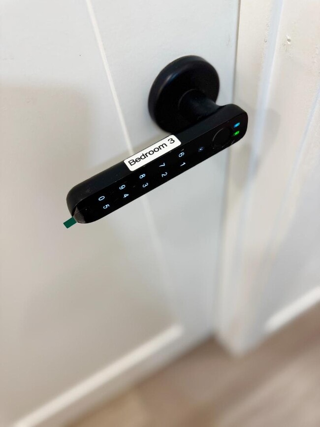 Photo - 1845 E Monroe St