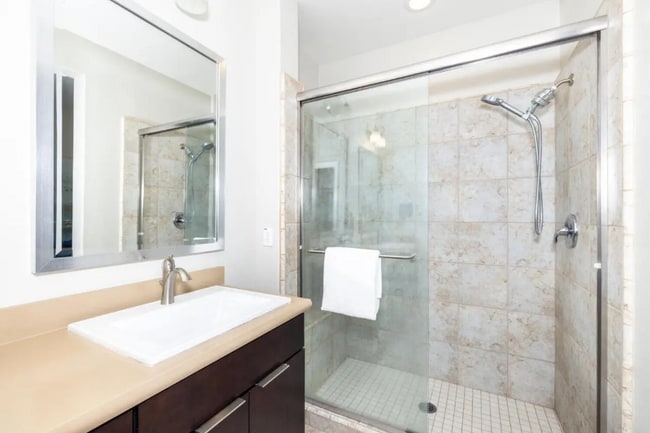 Photo - 827 Lotus Flower Loop