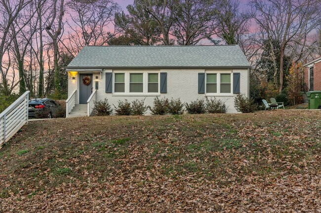 Building Photo - 1767 Tiger Flowers Dr NW