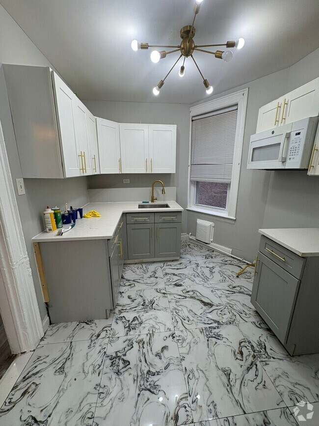Building Photo - 723 Highland Ave Unit 3 Rental