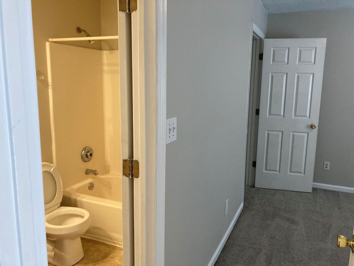 Photo - 2250 Kingsway Unidad 3