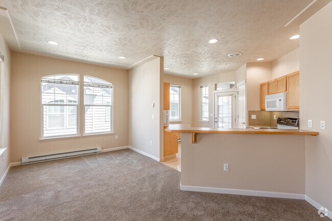 2HAB, 2BA - 1,330 ft²
