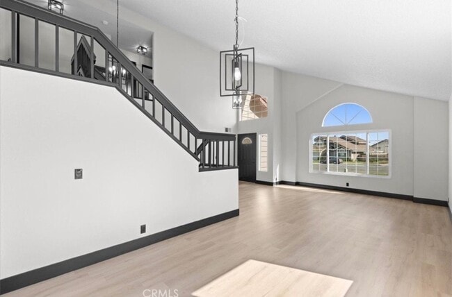 Photo - 120 Sandpoint Ln