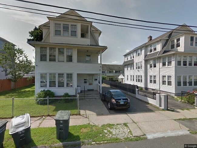 Building Photo - 45 Tremont Ave Unit 43 Tremont Avenue