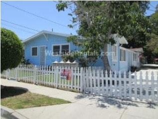 Building Photo - 25101 Feijoa Ave Unit 251011/2Rear Rental