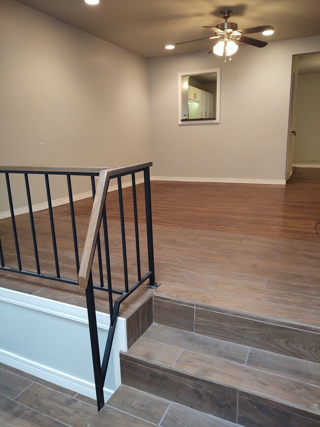 Photo - 1324 E 38th Pl