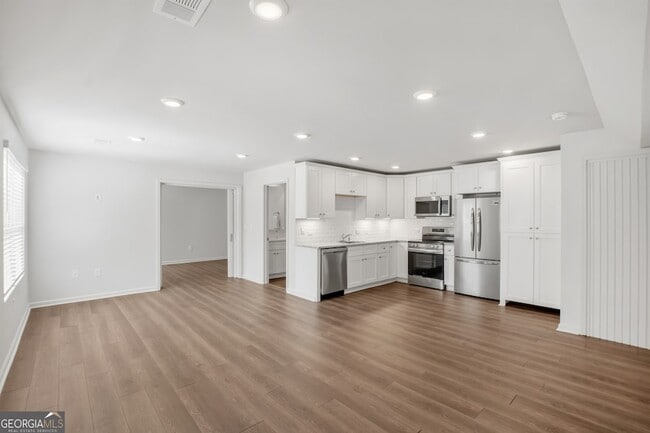 Building Photo - 428 Brookfield Dr