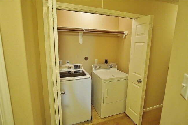 Photo - 13051 Iris Garden Ln