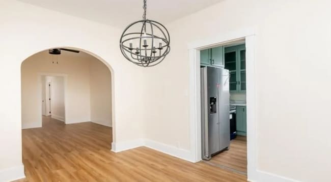 Photo - 1401 E Oak St