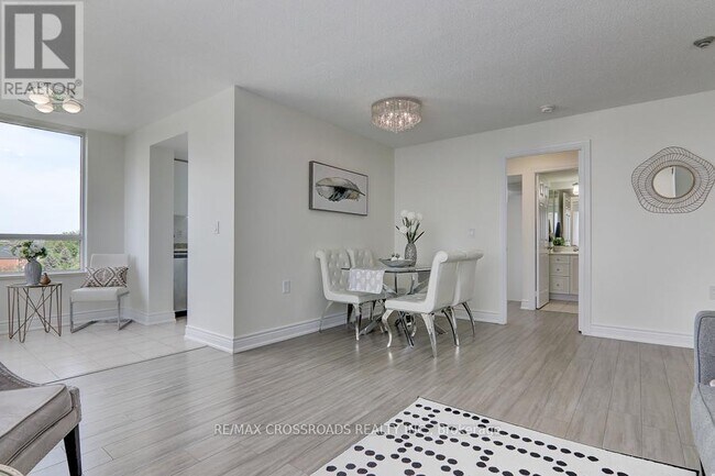 Photo - 2627 McCowan Rd Unit 807