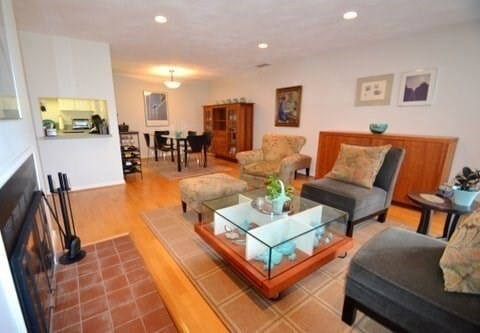 Photo - 1600 Massachusetts Ave Unidad 503