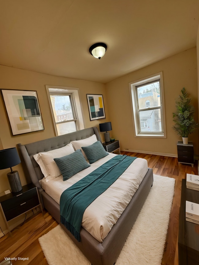 Photo - 521 E Westmoreland St