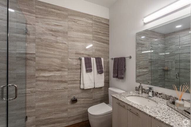 Photo - Optima Lakeview