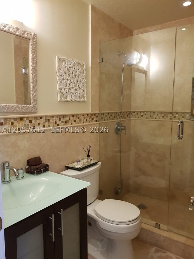 Photo - 930 NE 33rd Terrace Unit 202