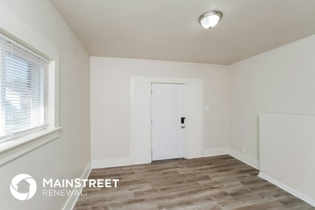 Photo - 211 N 32nd St