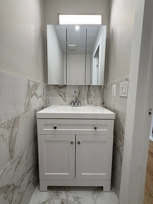 Photo - 11 Van Buren Pl