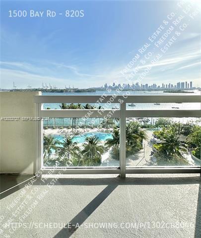 Building Photo - 1500 Bay Rd Unit 820S