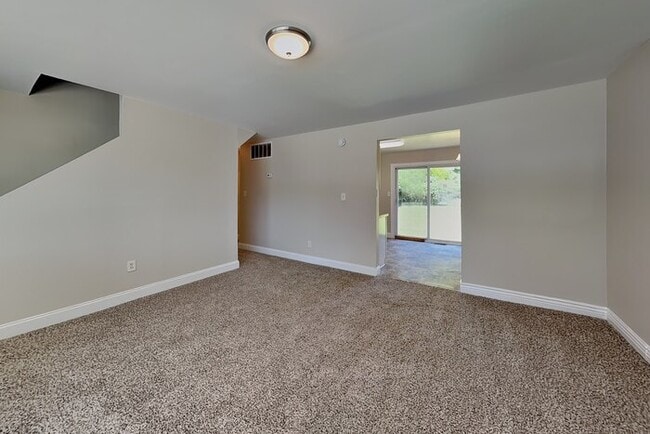 Photo - 3615 Courtleigh Dr