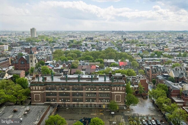 Photo - 604 S Washington Square Unit 2113