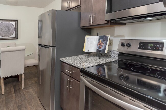 Photo - Burnsville Parkway Apartments