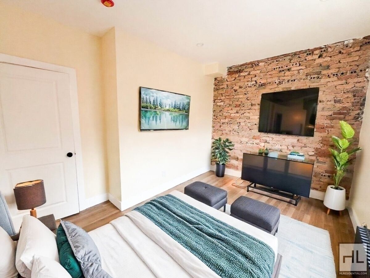 Photo - WADSWORTH AVENUE Unit 57