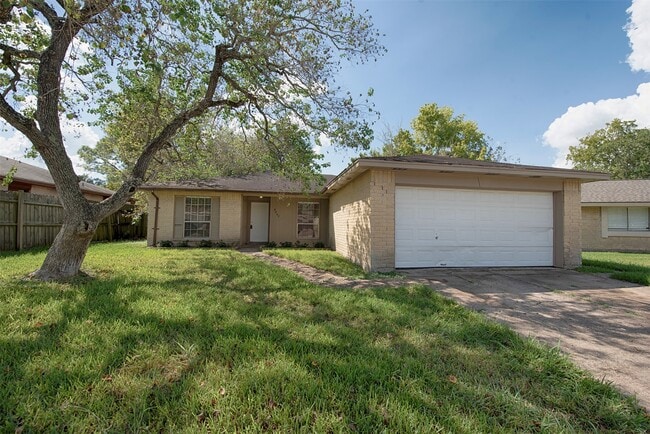 Photo - 4843 Beechaven St