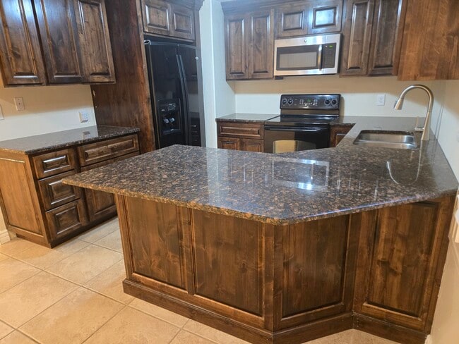 Building Photo - Hill Stone Basement Rental